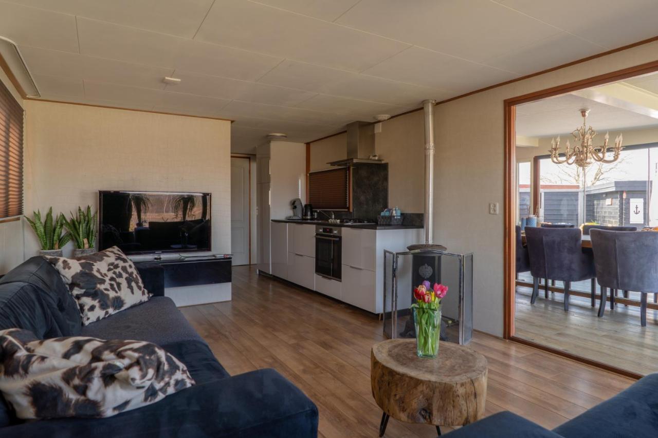 Drents Genieten - Riegheide Met Prive Jacuzzi Villa Erm Exteriör bild