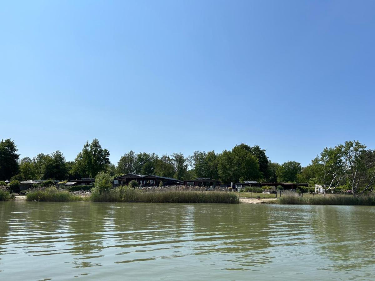 Drents Genieten - Riegheide Met Prive Jacuzzi Villa Erm Exteriör bild